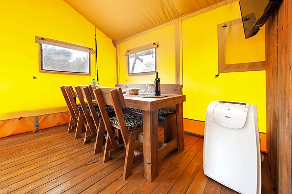 Glamping and Mobile Homes Lavanda - Holiday Centre Bi VIllage