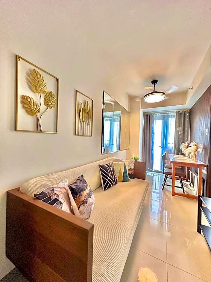 Mall of Asia MOA S Residences , IKEA Pasay , NAIA Airport , Manila Bay