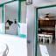 Central location in a great complex with 300mbps internet