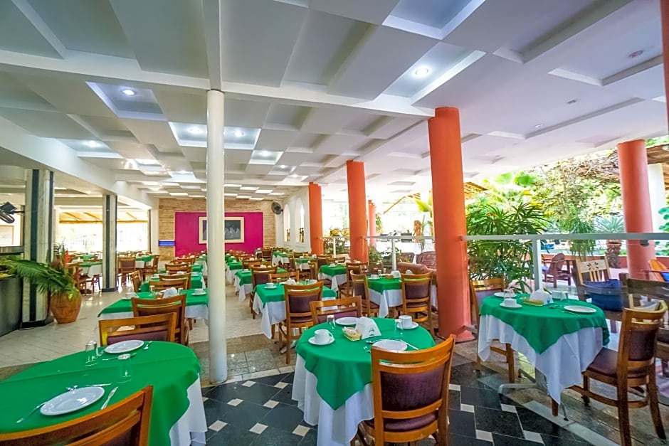 Ramada by Wyndham  Porto Seguro Praia