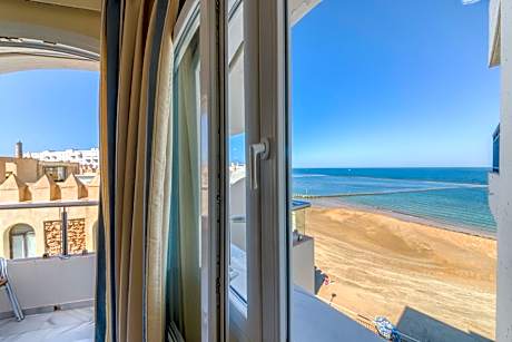 Double Room with Balcony and Sea View