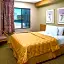 OYO Hotel Lincoln Airport NE, Hwy 80