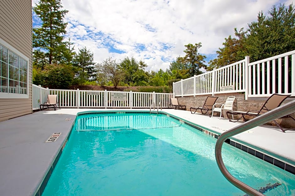 Country Inn & Suites by Radisson, Asheville - Outlet Mall
