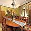 Royston Hall Historical Guesthouse