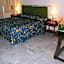 Parque Inn Hotel & Suites
