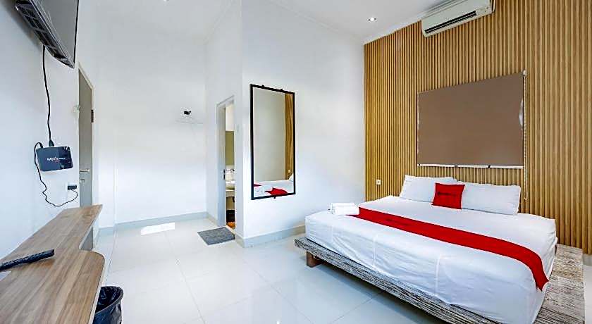 Florent Guest House