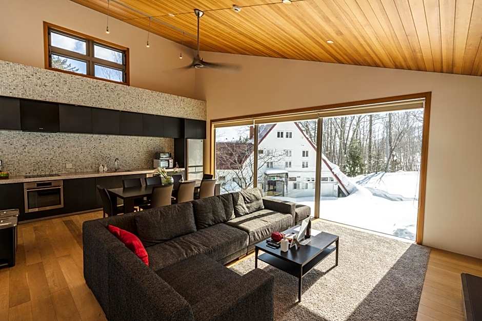 Solar Chalets by HHG