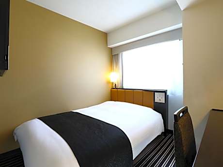 Single Room - Non-Smoking