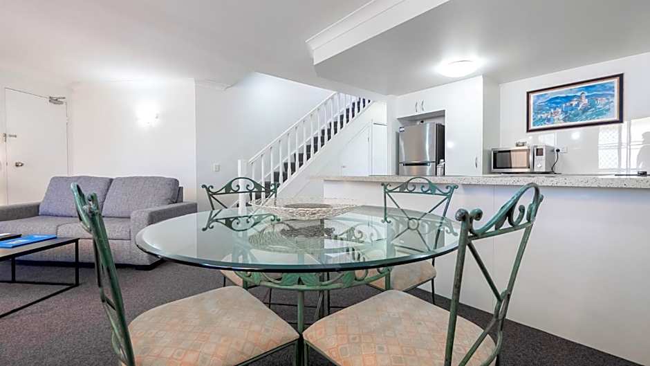 Burleigh on the Beach