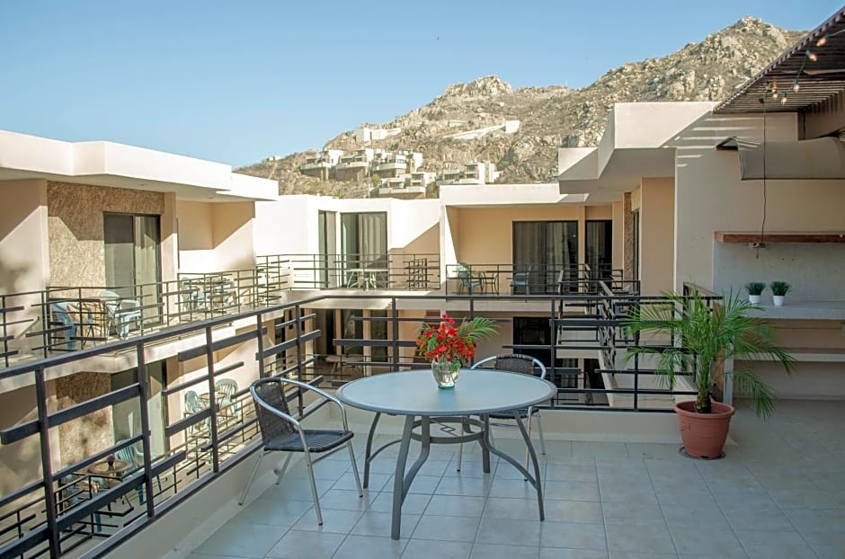 Pedregal Suites - Marina and Downtown