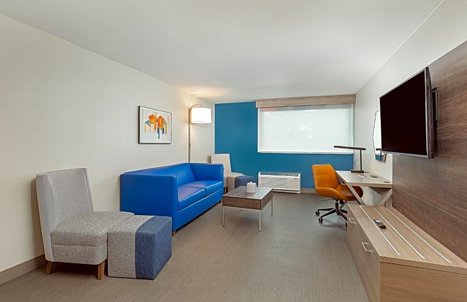 Holiday Inn Express Atlanta Airport - North by IHG