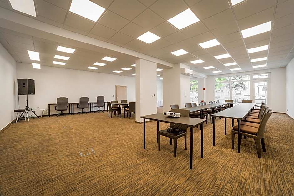 Hotel Dolphin - Adult friendly