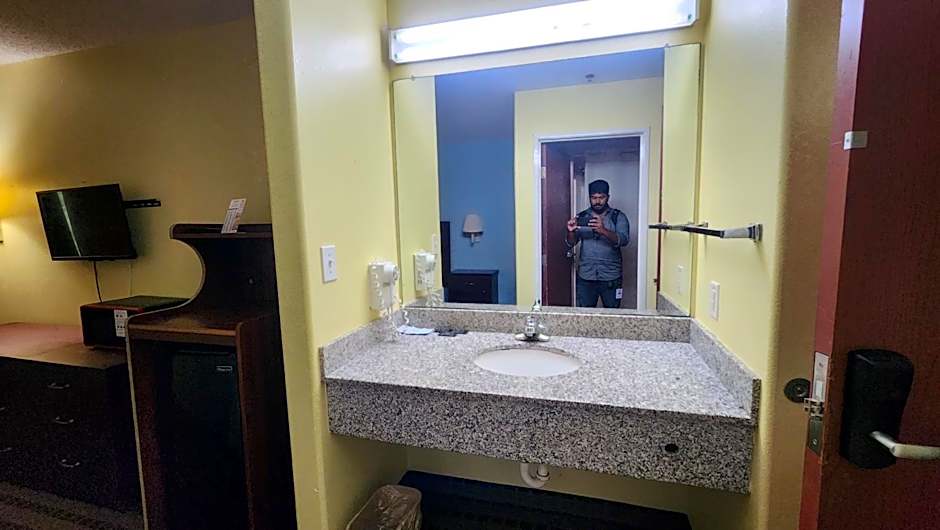 Fairway Inn La Porte
