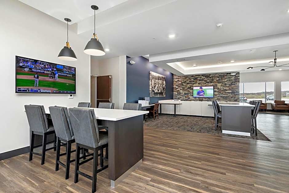 Holiday Inn Express Kansas City North Parkville By IHG