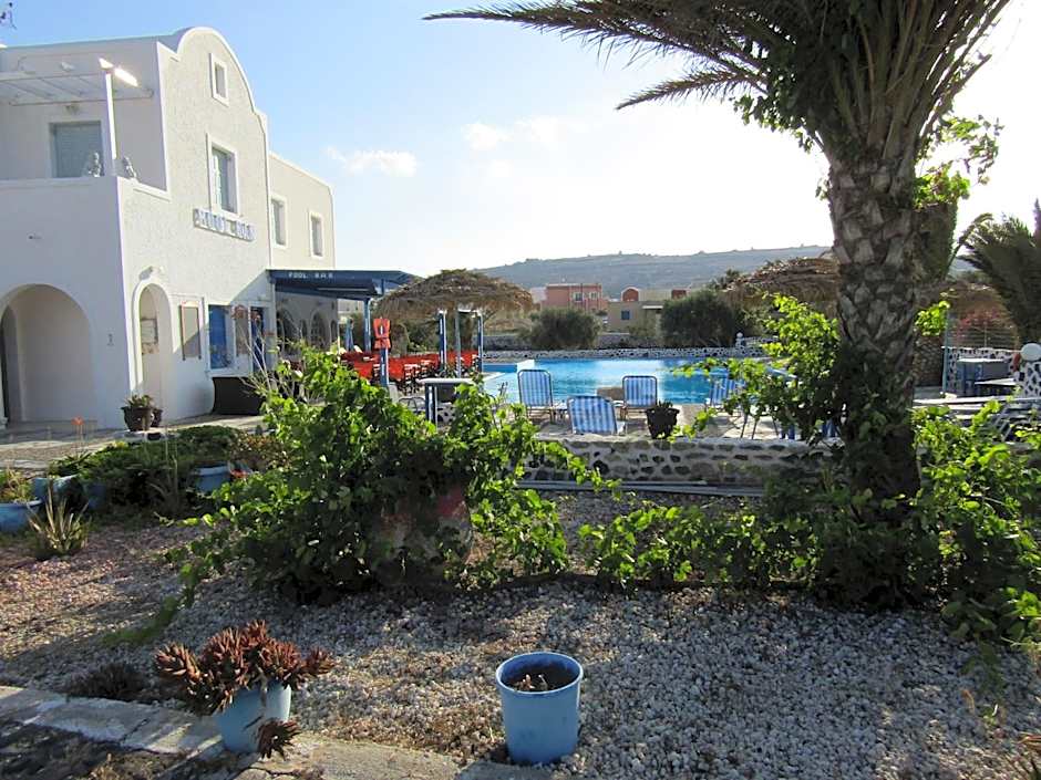 Hotel Perissa