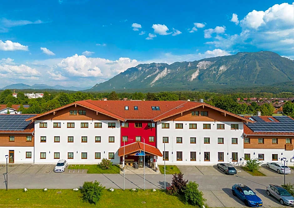 Hey Lou Hotel Piding