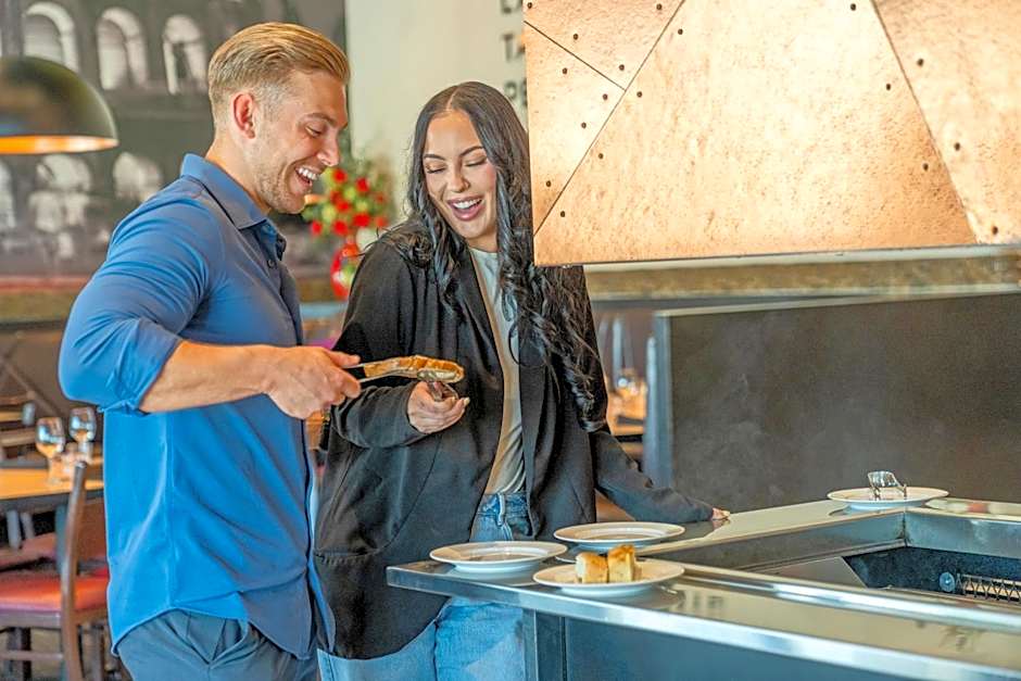 Acclaim Hotel Calgary Airport