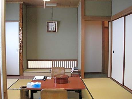 Japanese-Style Standard Room with Shared Bathroom and Garden View