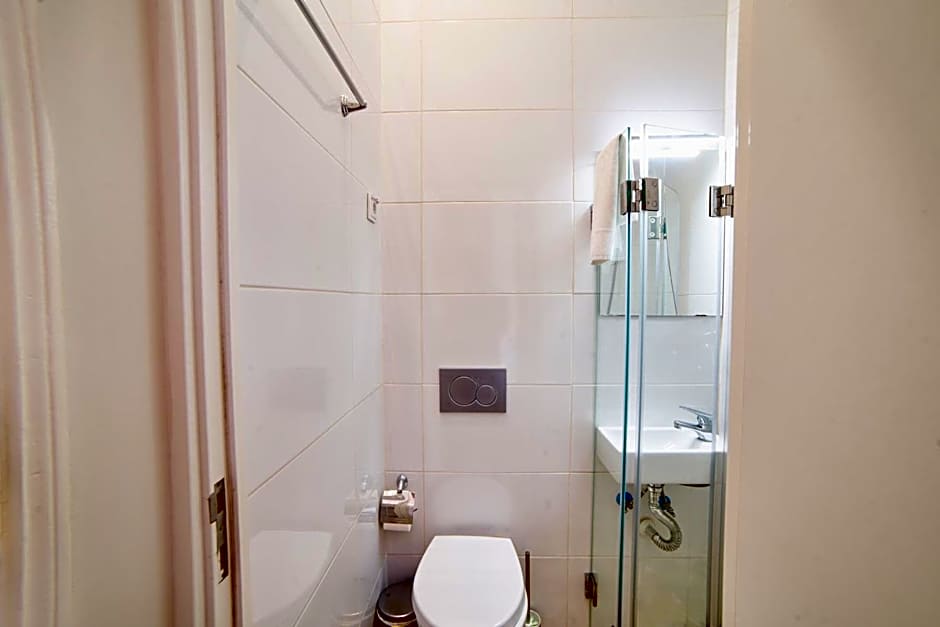 Baron Faro - Guest House