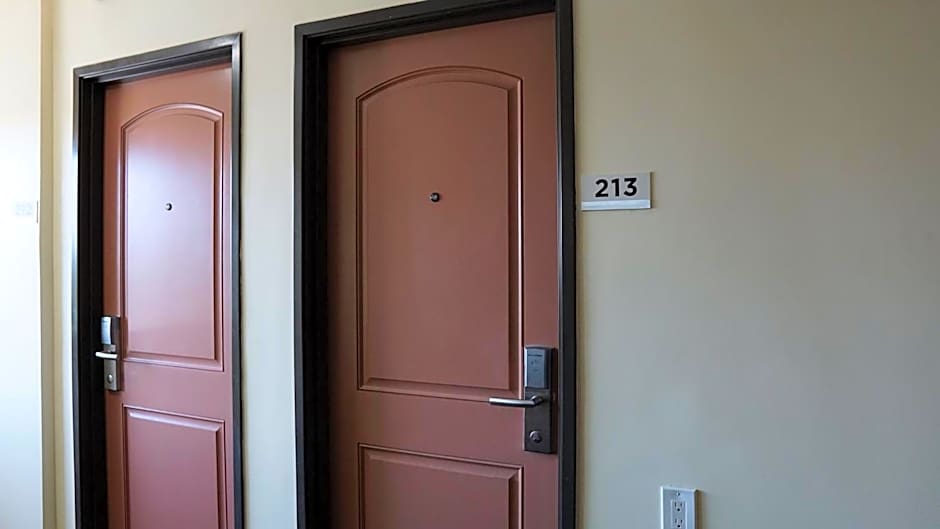 Holly Crest Hotel - Los Angeles, LAX Airport