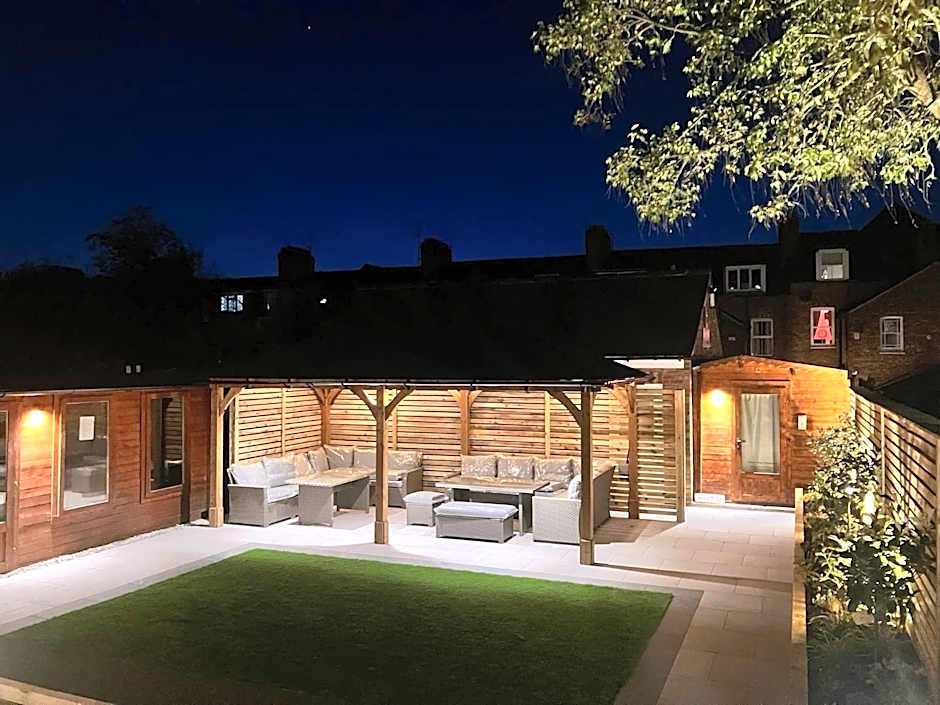 Hedley House Hotel & Apartments