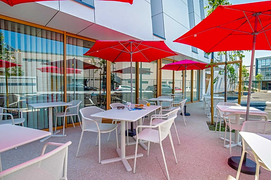 greet hotel Salon de Provence