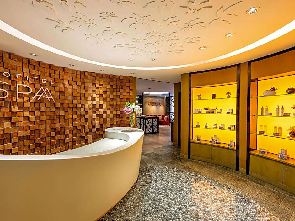 Sofitel Macau At Ponte 16 Hotel