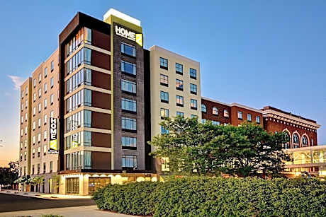 Home2 Suites by Hilton Kalamazoo Downtown, MI