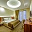 Hotel Lazaro