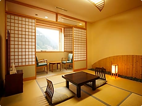 Japanese Style - 3 Persons