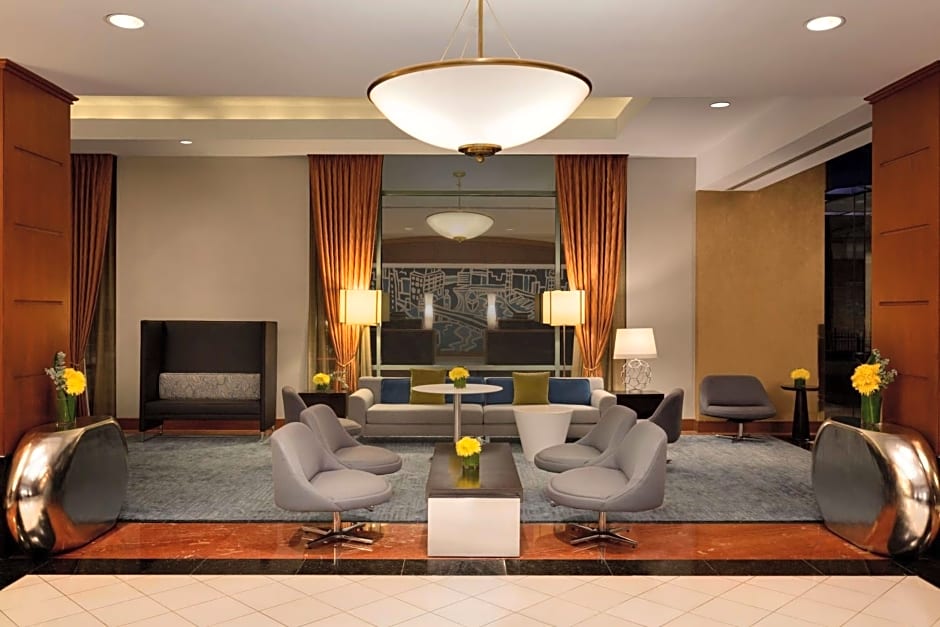 Hilton Chicago/Magnificent Mile Suites