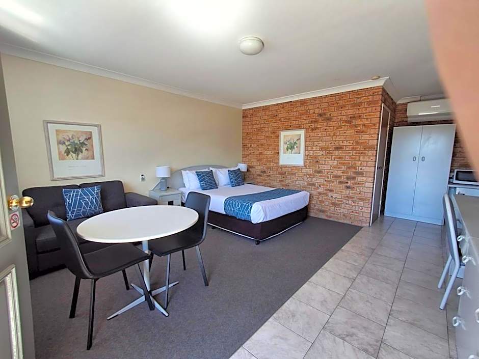 Blue Diamond Motor Inn