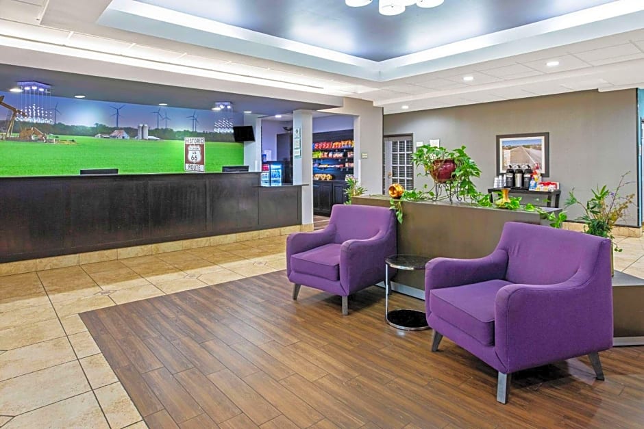 La Quinta by Wyndham Tulsa Airport / Expo Square