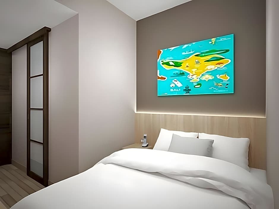 Central Front One Inn Jakarta Airport