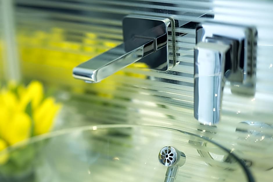 Iclub Wan Chai Hotel