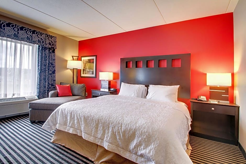 Hampton Inn Birmingham/Leeds