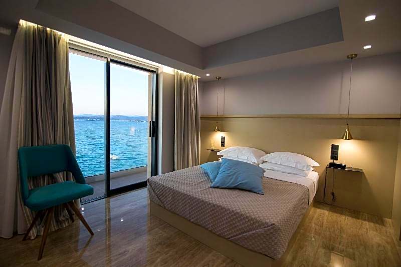 Aianteion Bay Luxury Hotel & Suites