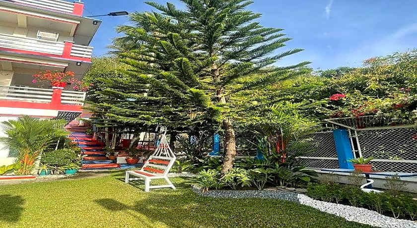 RedDoorz @ S & L Apartelle Daraga Albay