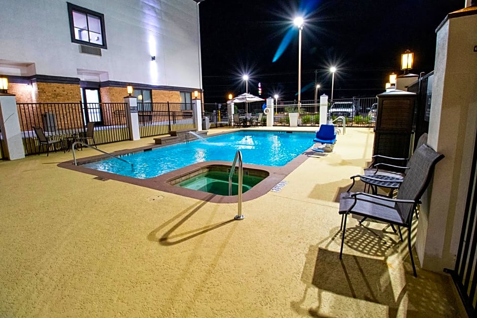 Comfort Inn & Suites