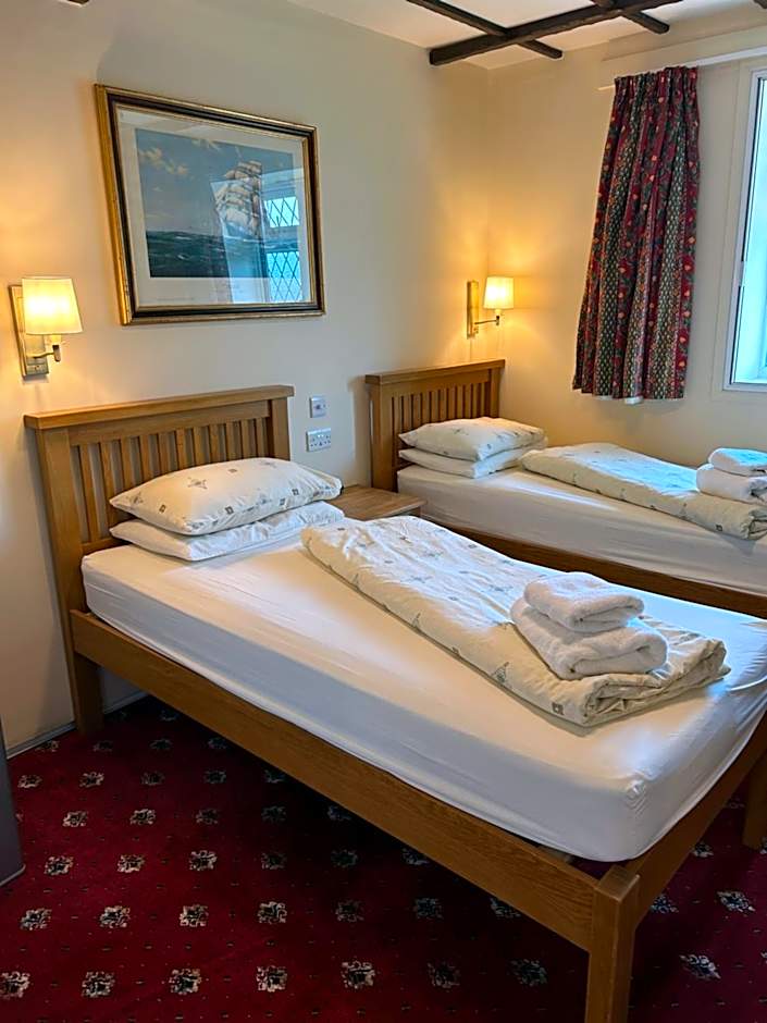 Oakwood Bed and Breakfast Heathrow