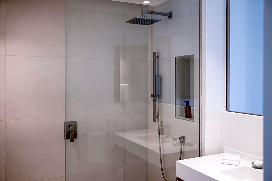 THE FLAG HOTEL Marbella, Estepona Adult Recommended