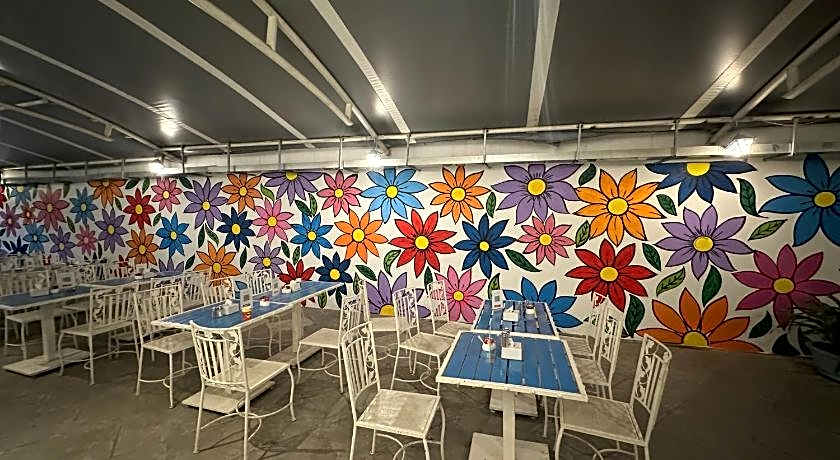 StayBird - B Suite Business Hotel 