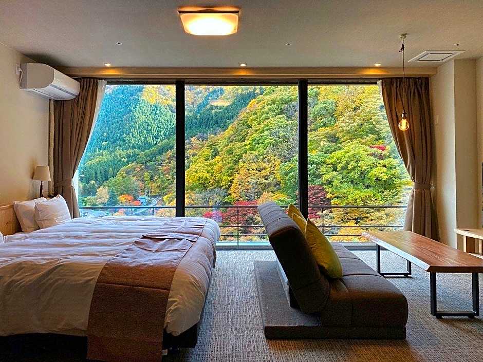 Yuze Hotel