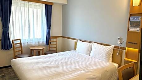 Queen Room - Non-Smoking