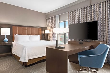 Hampton Inn Suites Kansas City Downtown Crossroads