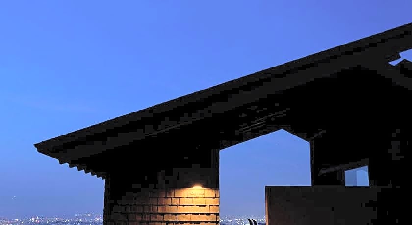 Snow Peak YAKEI SUITE ABURAYAMA FUKUOKA