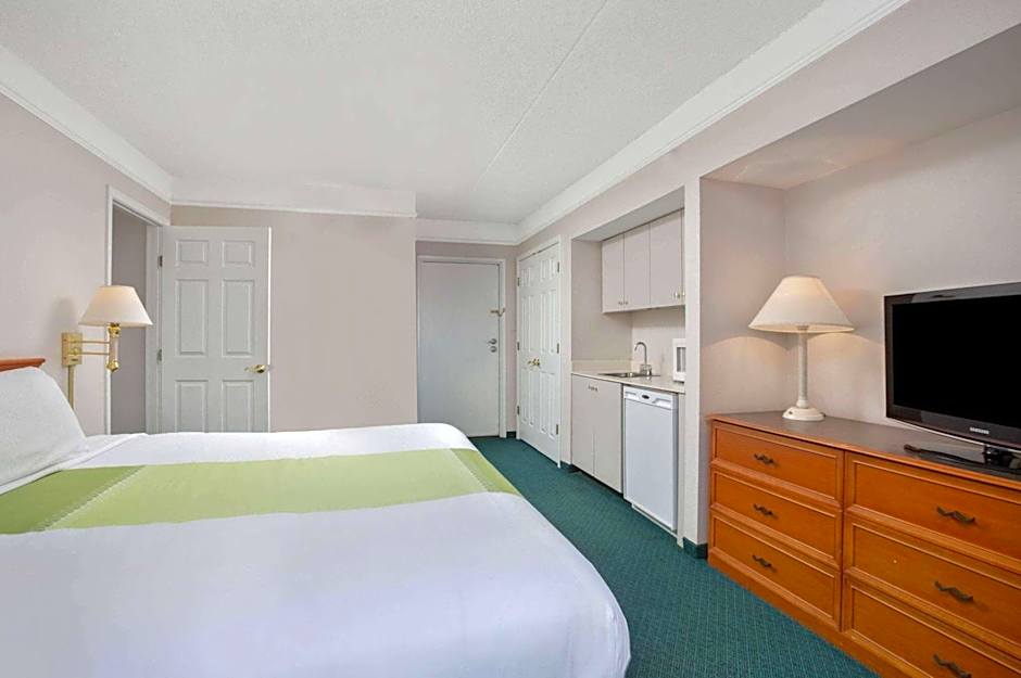La Quinta Inn & Suites by Wyndham Reno
