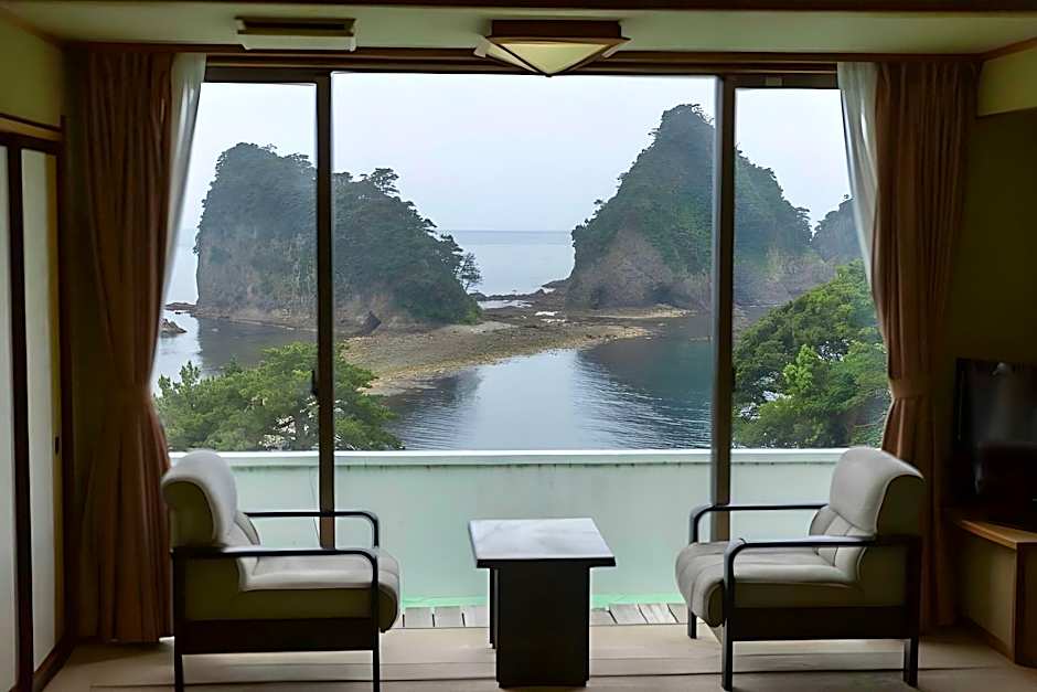 Dogashima Onsen Hotel