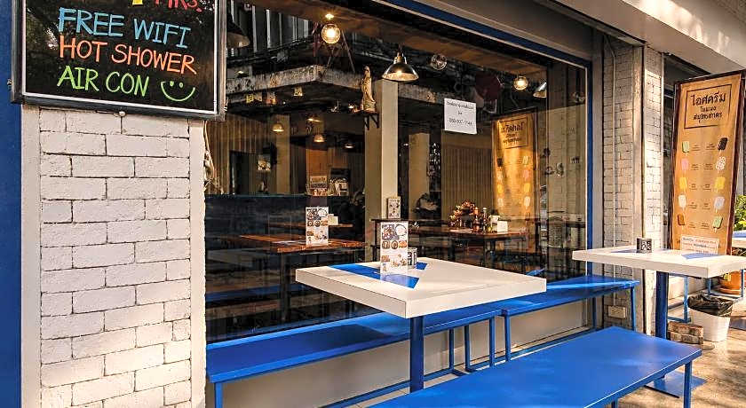 Loftel Station Hostel