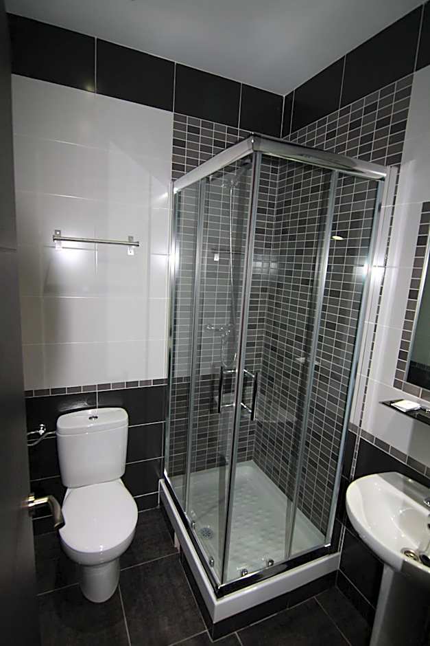 Hostal MH Fuencarral